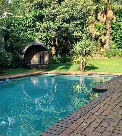 Matina Guest House Johannesburg Esterno foto