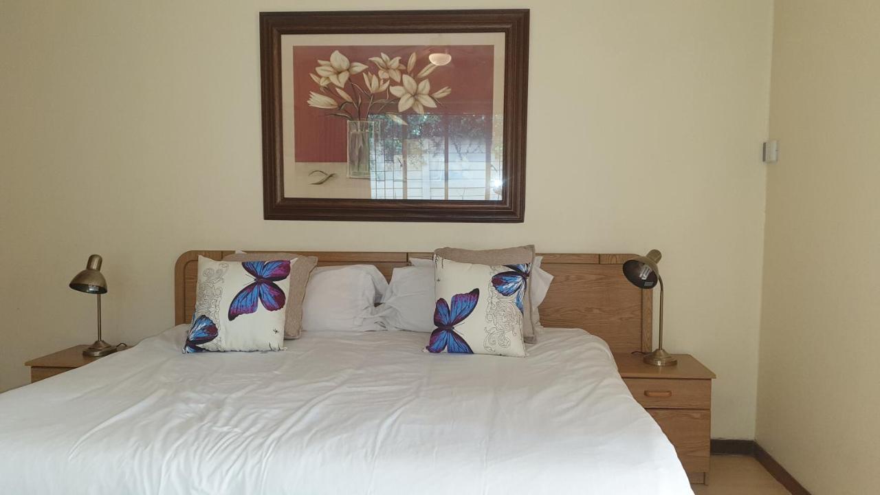 Matina Guest House Johannesburg Esterno foto