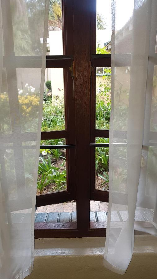Matina Guest House Johannesburg Esterno foto